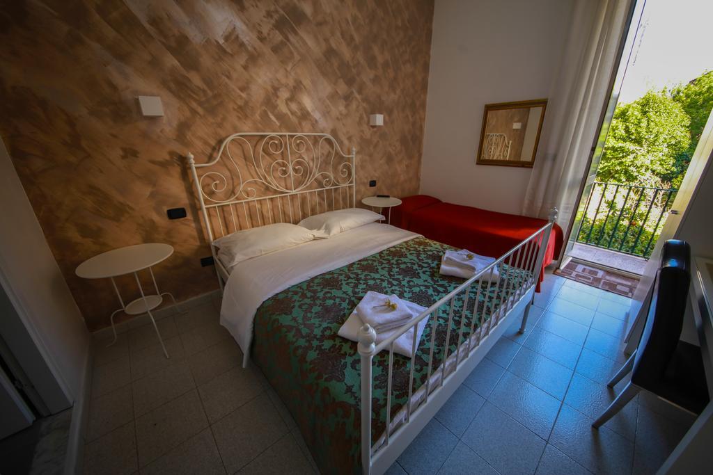 Hotel Pisa Róma Kültér fotó