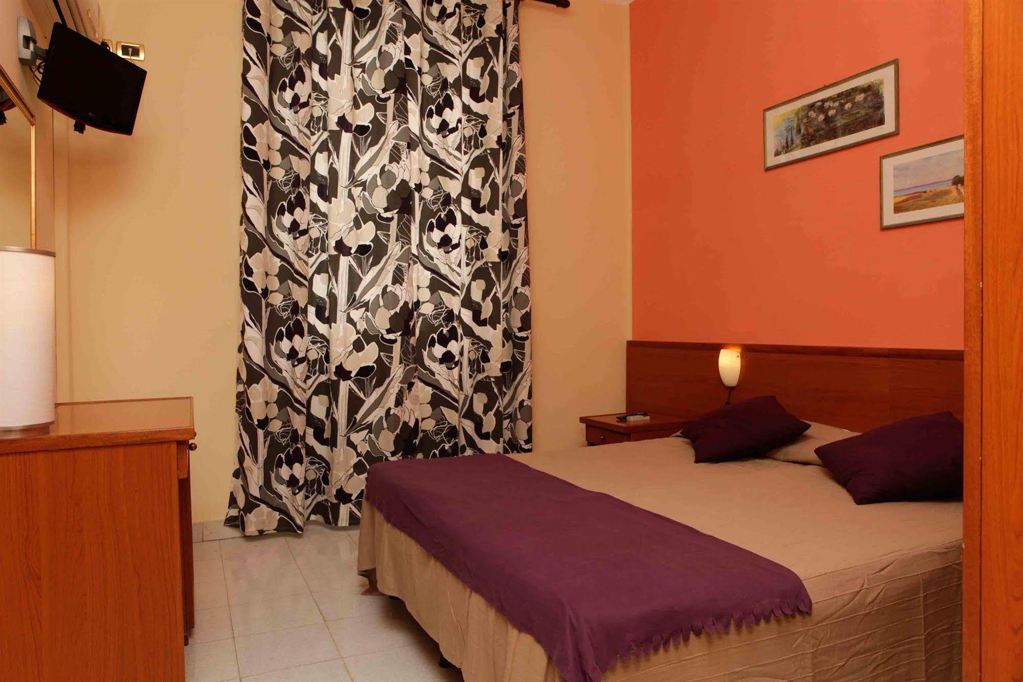 Hotel Pisa Róma Kültér fotó